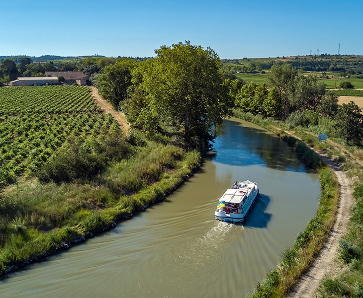 CRUISE ON CANAL DU MIDI AND THE CITY OF BEZIERS