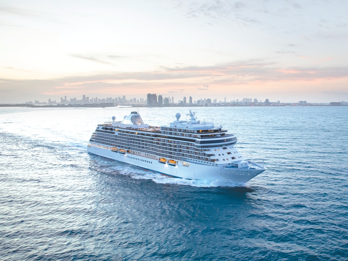 Seven Seas Splendor exterior