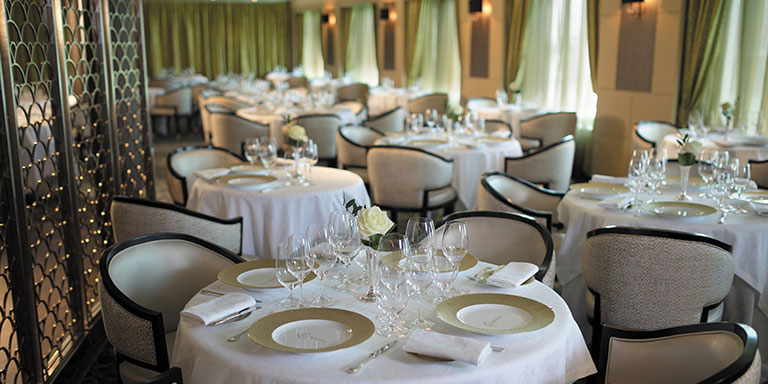 dining room aboard seven seas mariner cruise ship