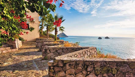 Roundtrip Los Angeles