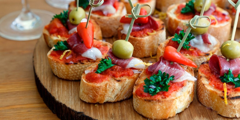  Marktbesuch mit einem Koch und Tapas-Mittagessen an Bord