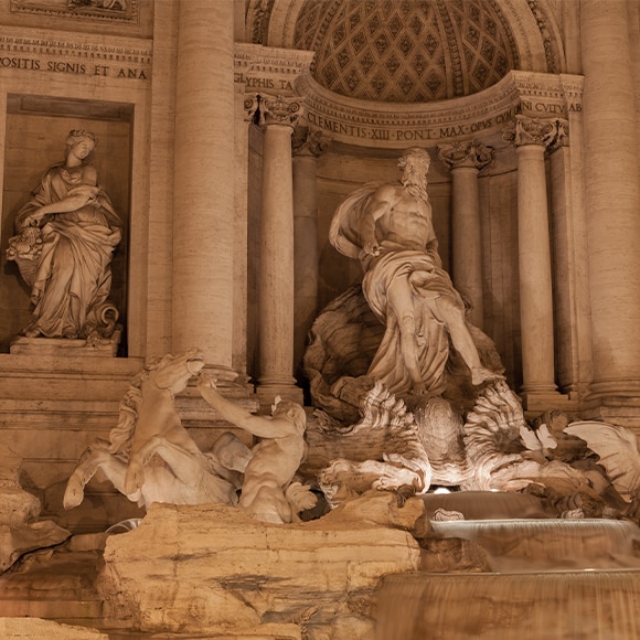 UNLOCK EXQUISITE GHA DISCOVERY REWARDS 
DISCOVER MORE WITH YOUR REGENT VOYAGE
