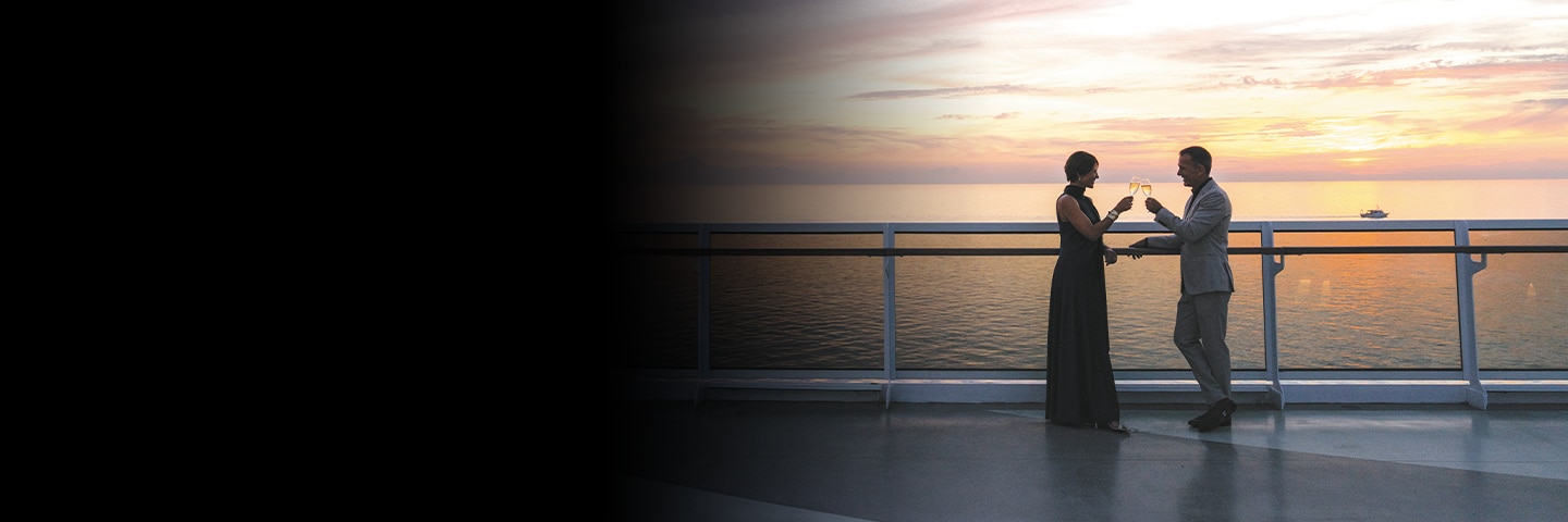 Seven Most Romantic Onboard Date Spots