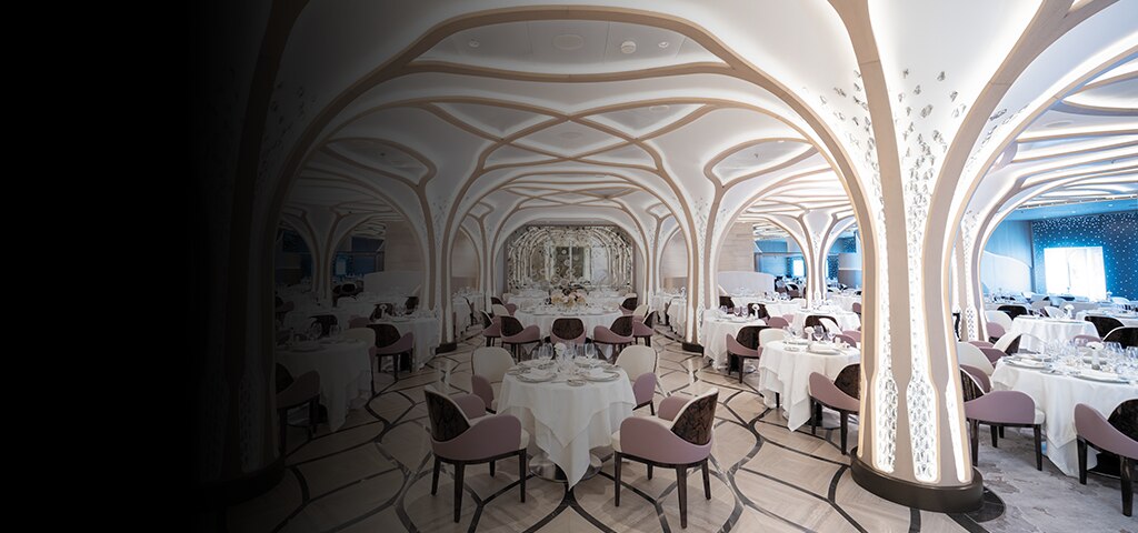 Regent Seven Seas Grandeur dining room