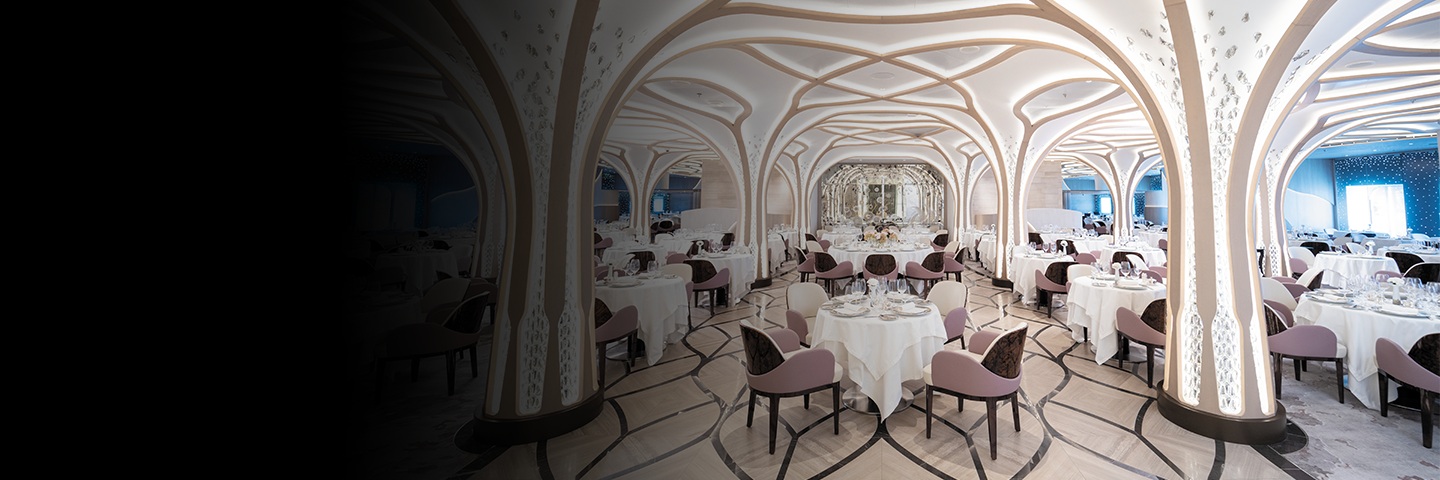 Regent Seven Seas Grandeur dining room
