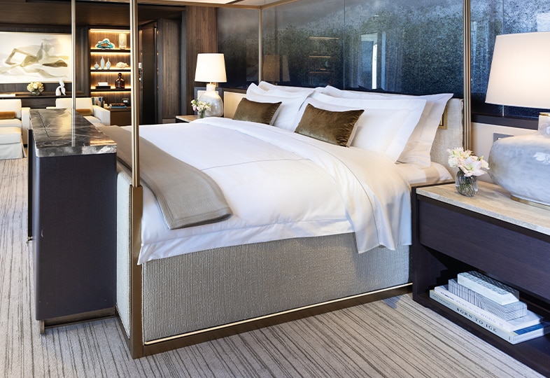 luxury cruise bedding