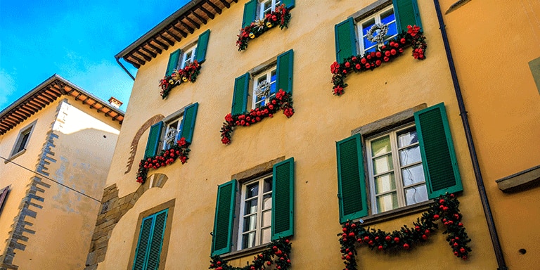 Holiday Magicin Tuscany