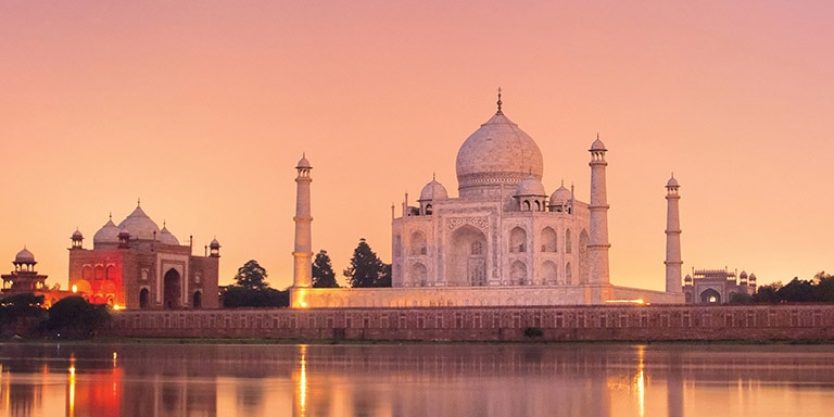 AS GEMAS DE JAIPUR E O TAJ MAHAL