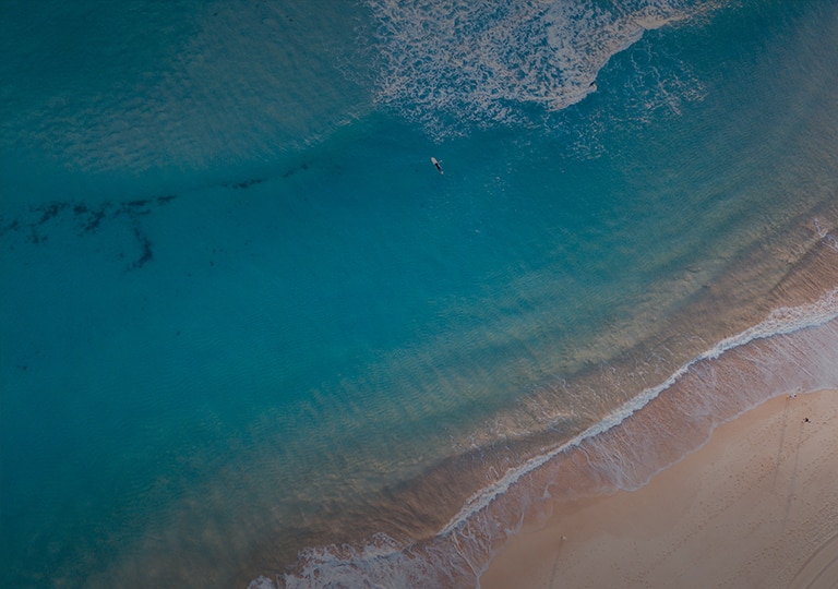 カリブ海 パナマ運河のラグジュアリークルーズ マイアミ マイアミ 23年2月8日出航 Regent Seven Seas Cruises